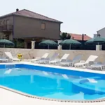 Iva-dom 3* Kaštela