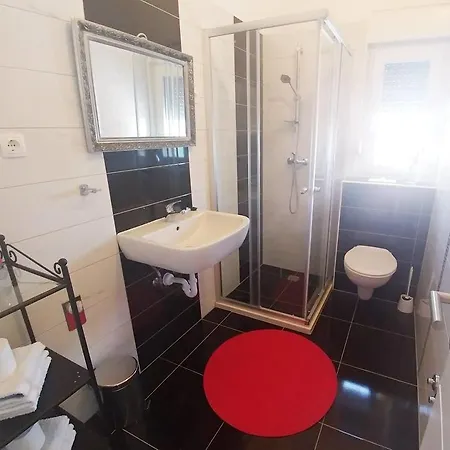 Affittacamere Iva-dom 3*